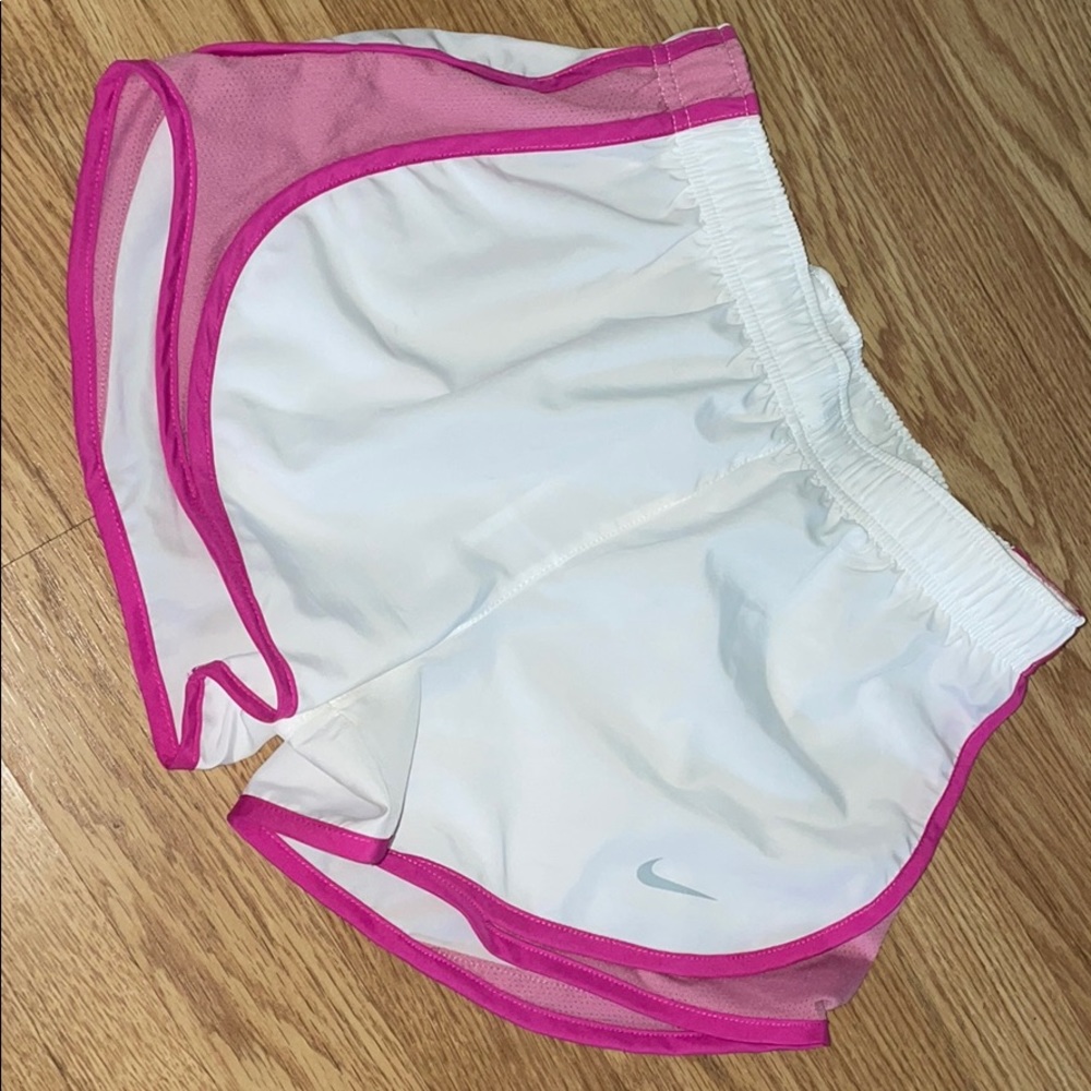 Nike shorts never worn, no panty lining inside